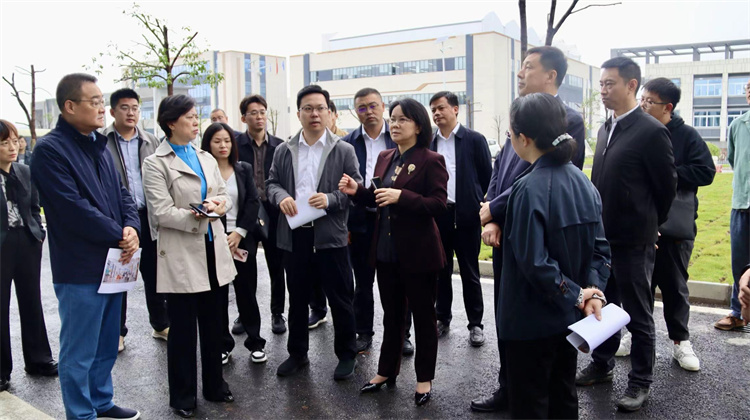 1728889719524372.jpg 83a0f37ec41e914cf859d69a03a40d9.jpg